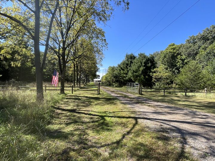 Property Photo:  75512 County Road 665  MI 49065 