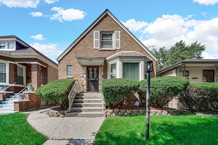 Property Photo:  8610 S Vernon Avenue  IL 60619 
