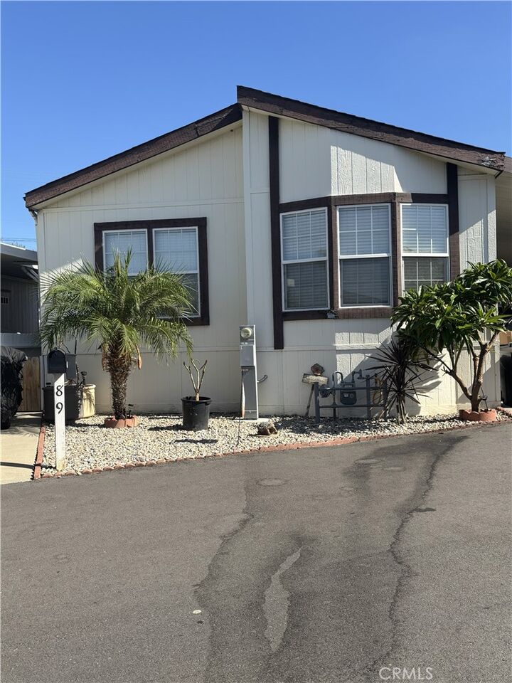 Property Photo:  1414 W Central Avenue 89  CA 92821 