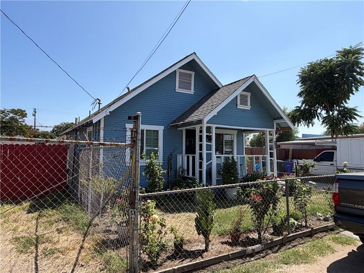 Property Photo:  7267 San Francisco  CA 92346 