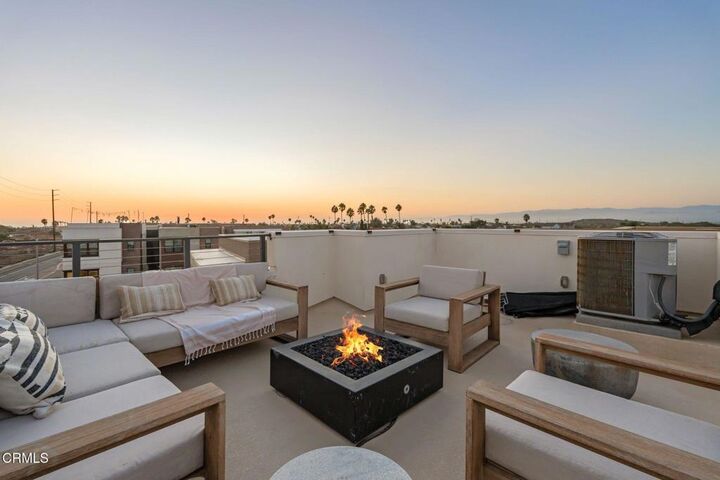 Property Photo:  1066 Canal Street  CA 93035 