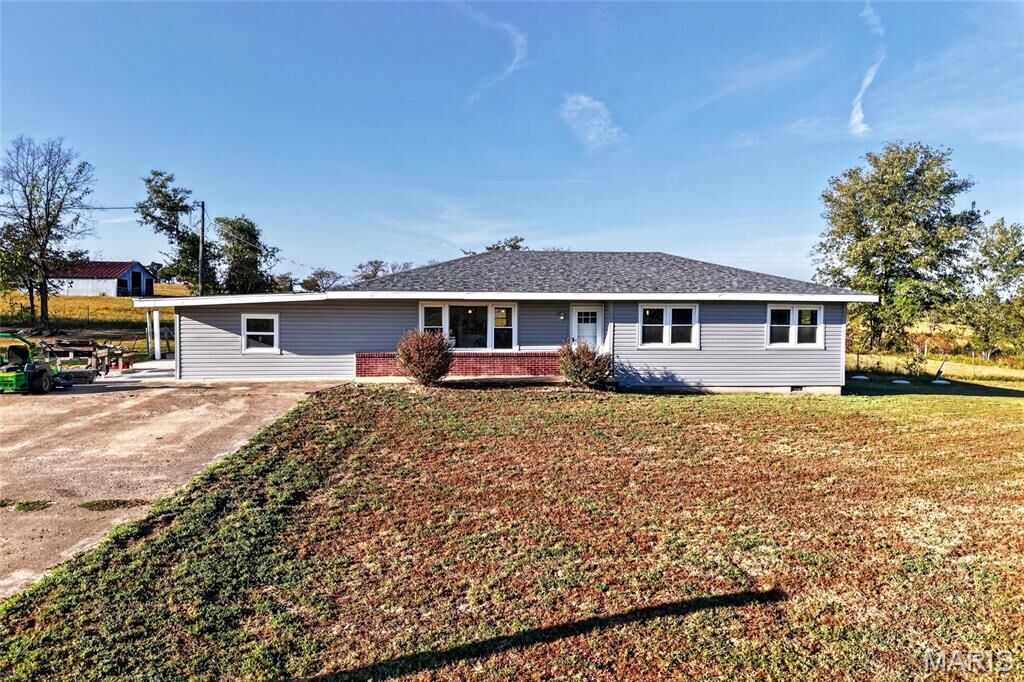 Property Photo: 26853 Highway O MO 65536