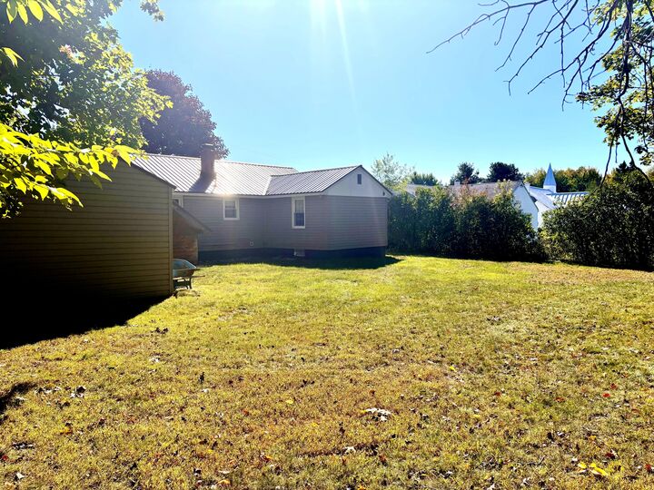 Property Photo:  142 Westwood Avenue  ME 04462 