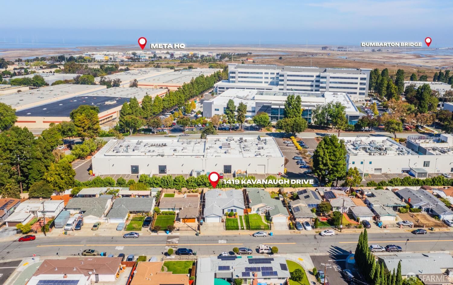 Property Photo: 1419 Kavanaugh Drive CA 94303