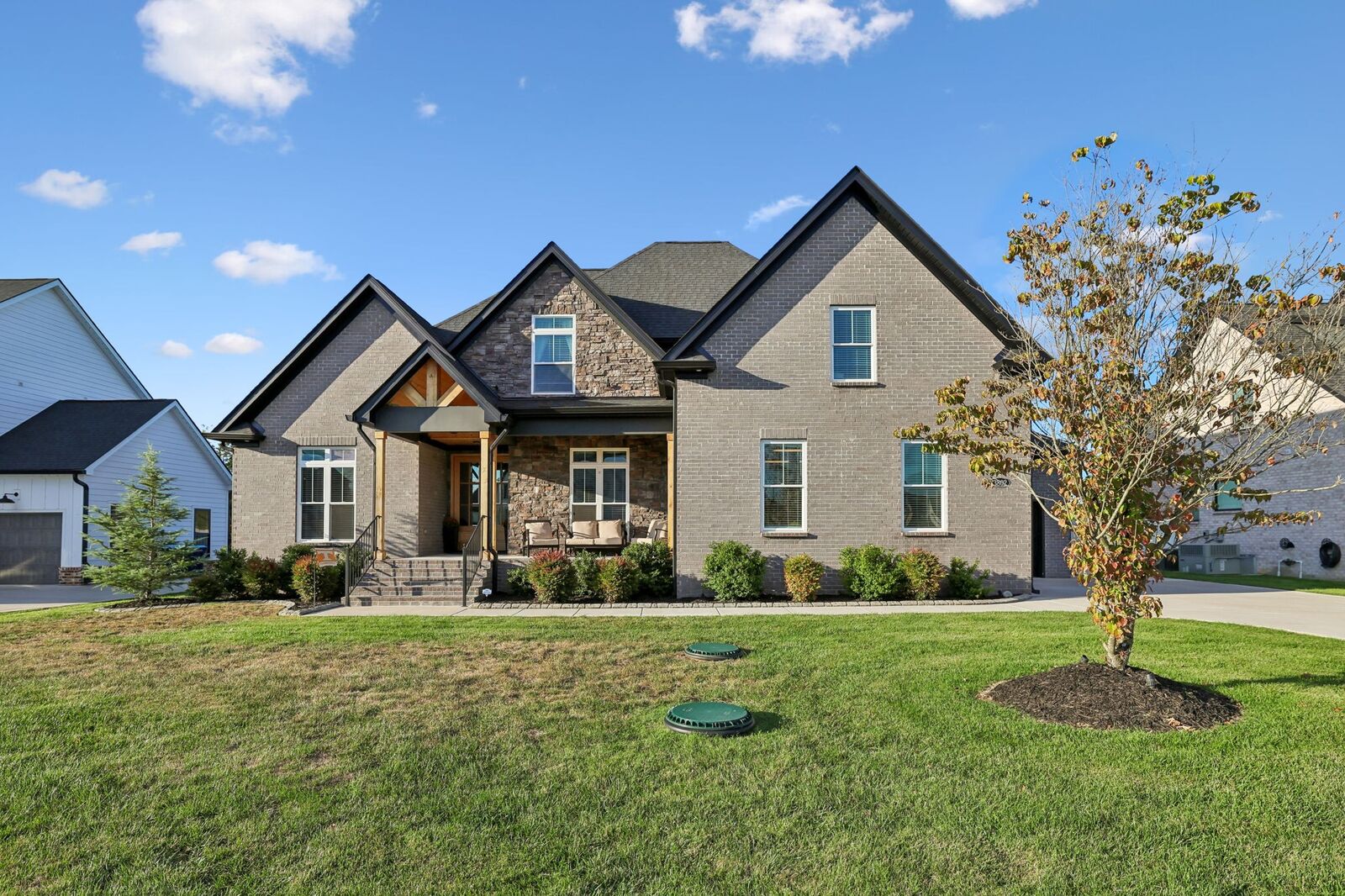 Property Photo:  3802 Carriage Dr  TN 37128 