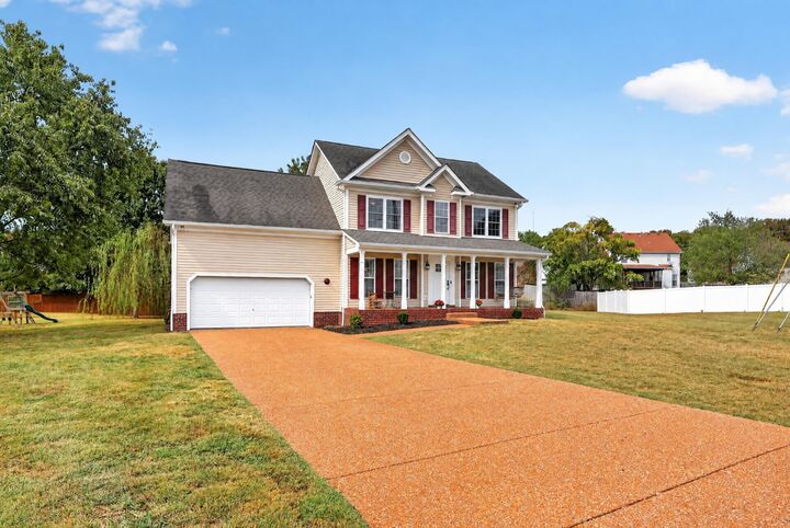 Property Photo:  2612 Mercer Pl  TN 37179 