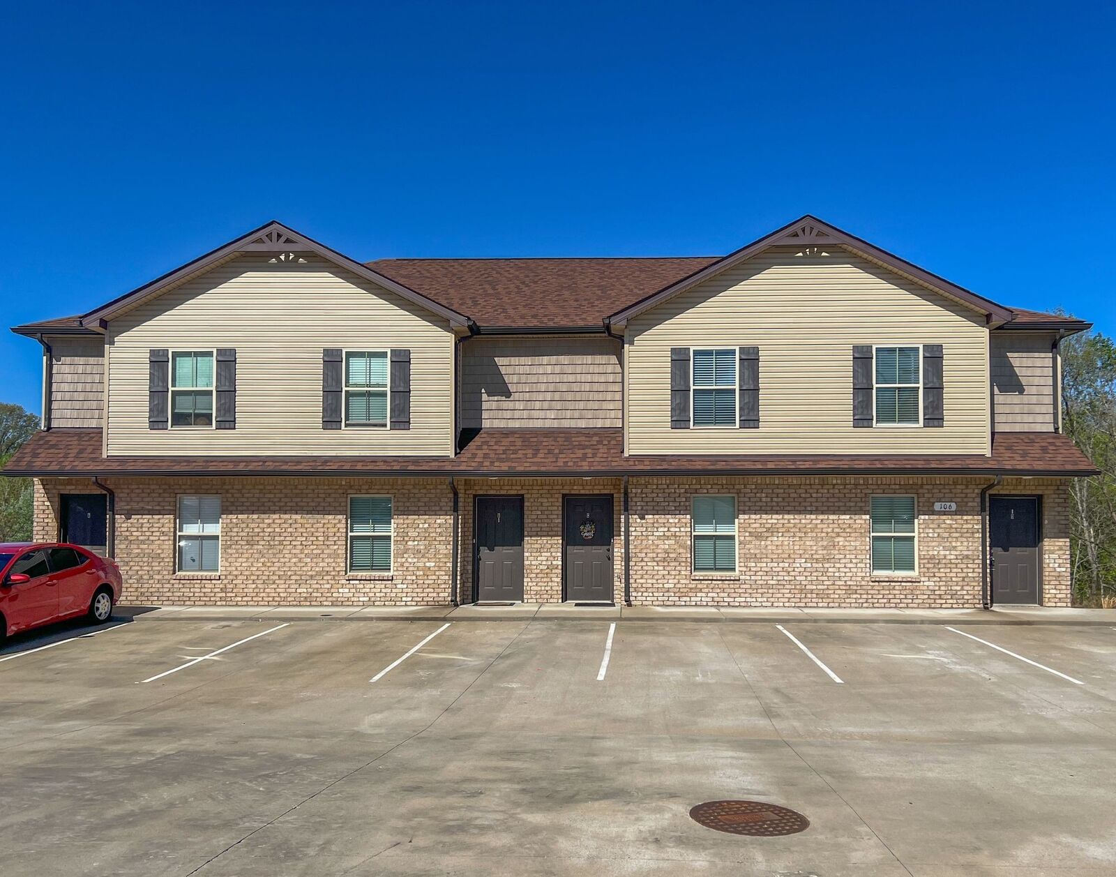 Property Photo: 106 Smithson Ct TN 37040