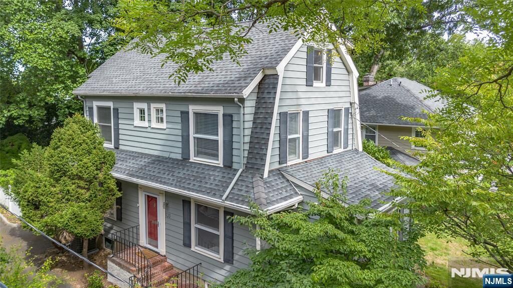 Property Photo:  133 Buckingham Road  NJ 07043 