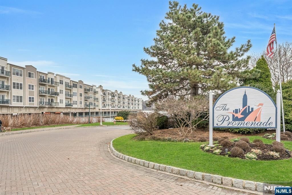 Property Photo:  351 The Promenade 351  NJ 07020 
