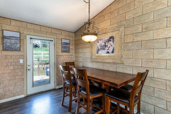 Property Photo: 263 Fairway Drive KY 41035