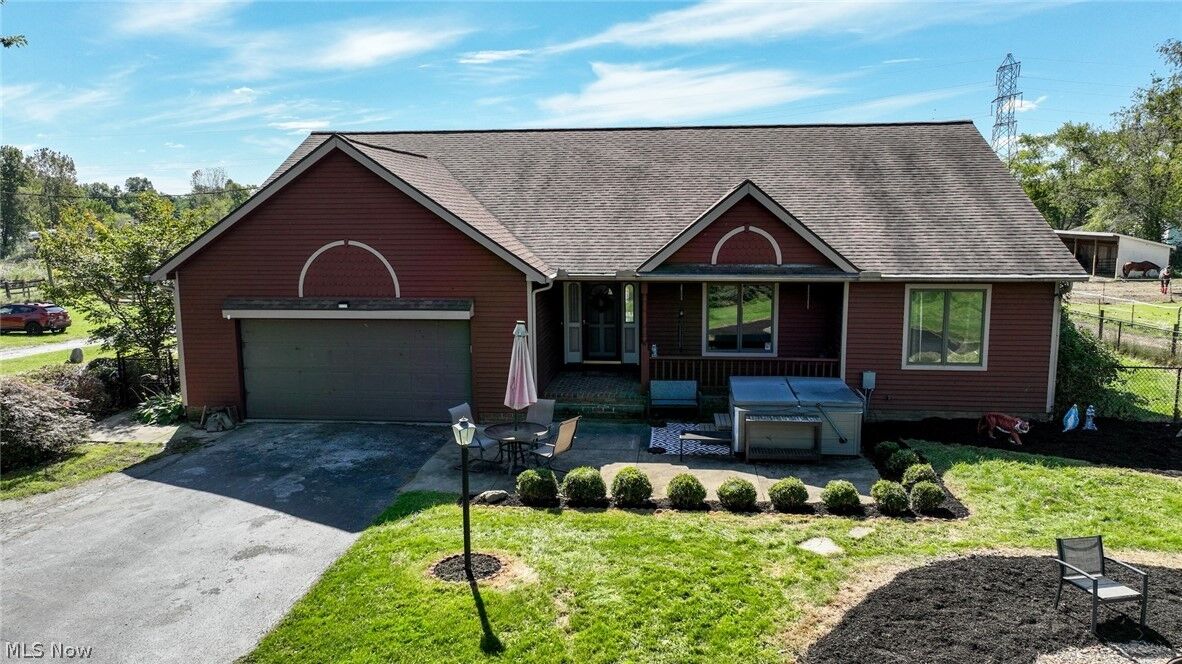 Property Photo:  18 Manning Road  OH 44260 