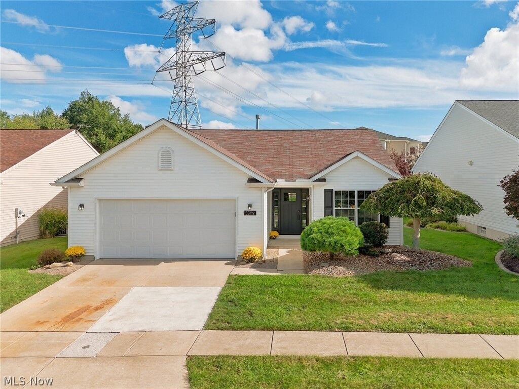 Property Photo:  3382 Coopers Trail  OH 44053 