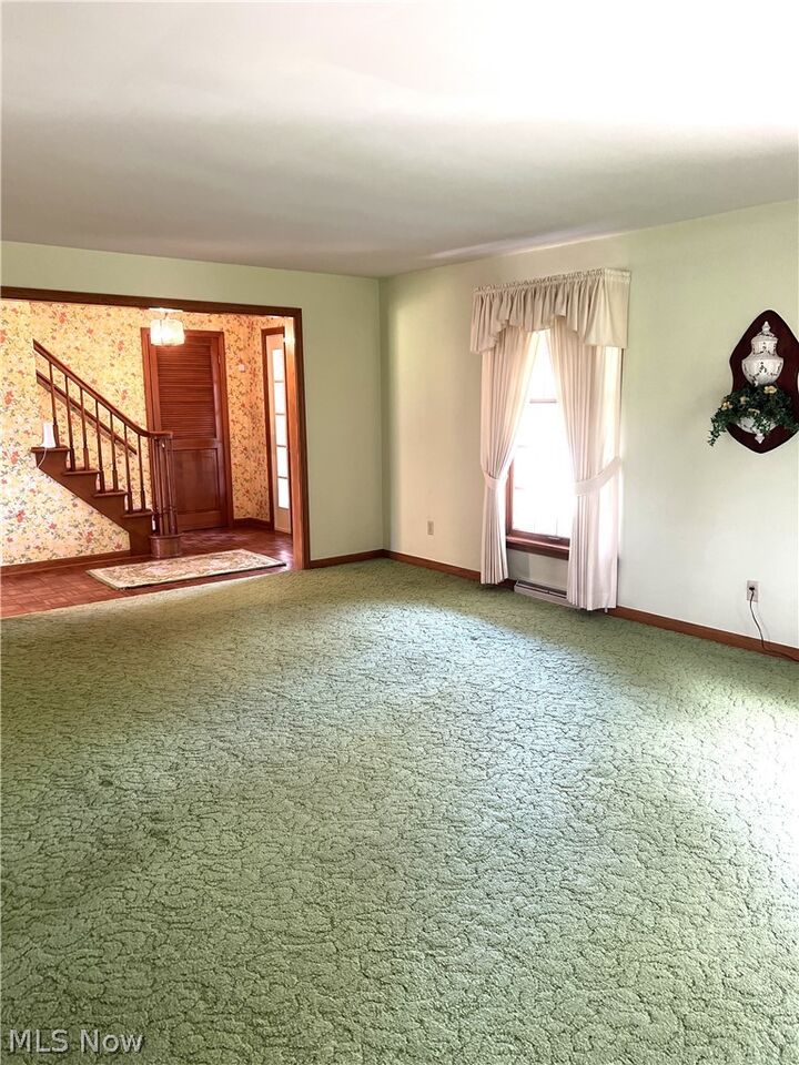 Property Photo:  389 W High Street  OH 44413 