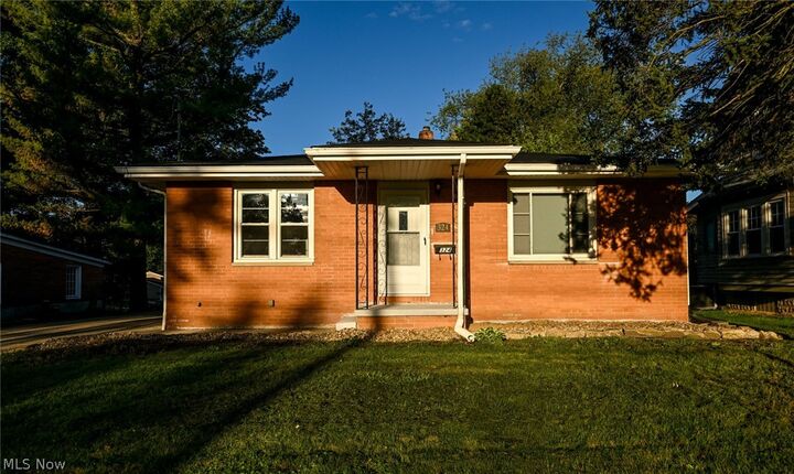 Property Photo: 324 N Hawkins Avenue OH 44313