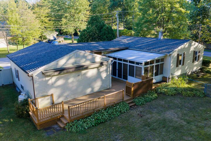 Property Photo: 800 Porters Point Road VT 05446