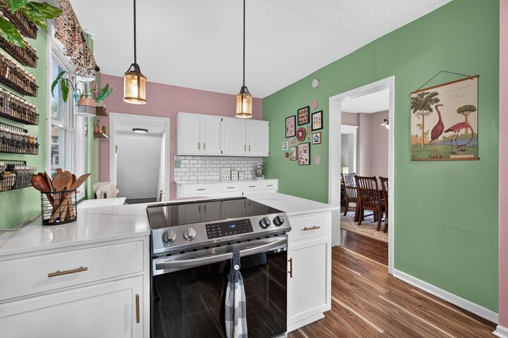 Property Photo:  1640 Dayton Avenue  MN 55104 