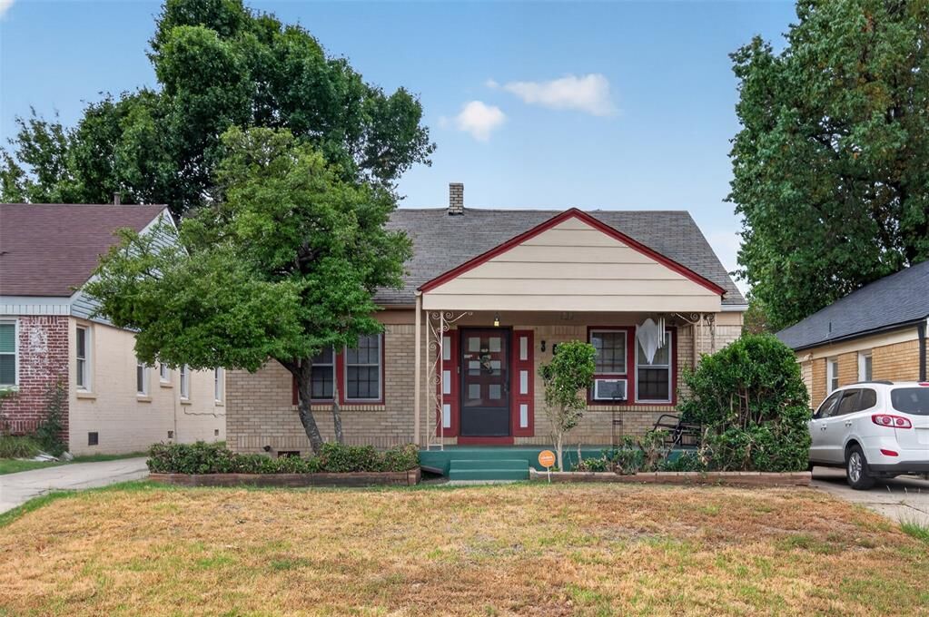 Property Photo:  3024 NW 13th Street  OK 73107 