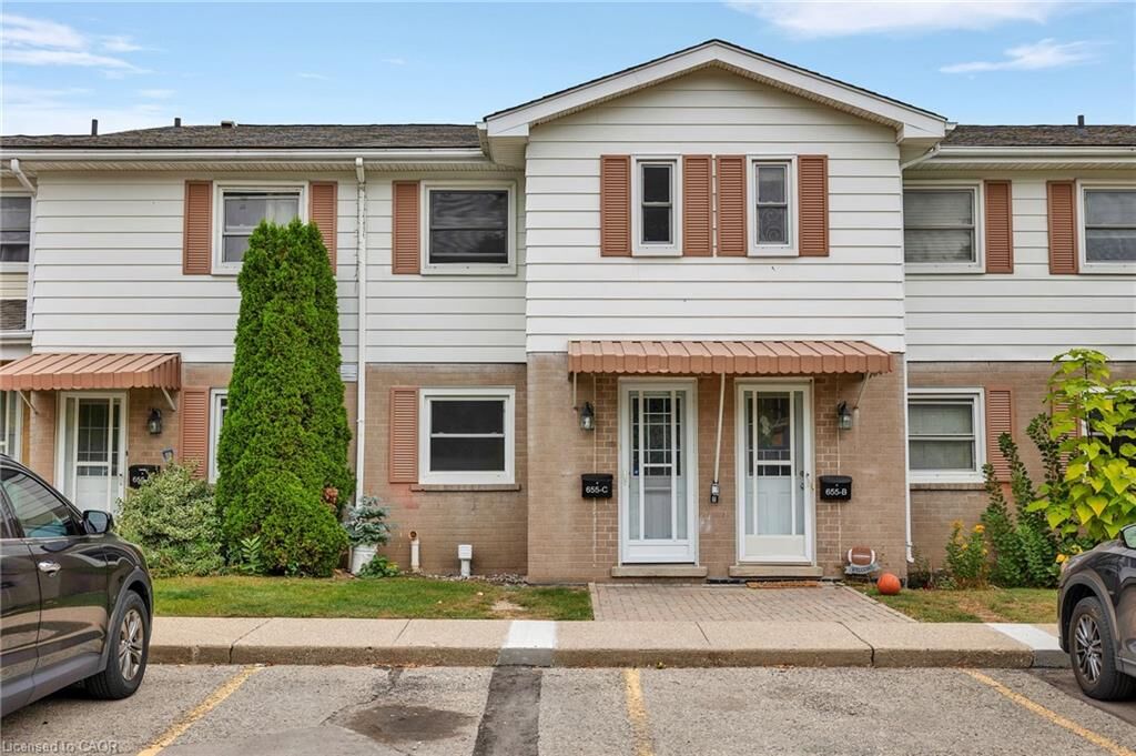 Property Photo:  655 Albert Street C  ON N2L 3V5 