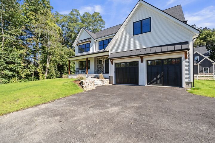 Property Photo:  158 Lake St  MA 01887 