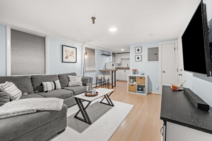 Property Photo:  259 Beacon St 4  MA 02116 