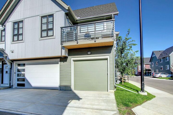 Property Photo:  100 Walgrove Court SE 4301  AB T2X 0M7 