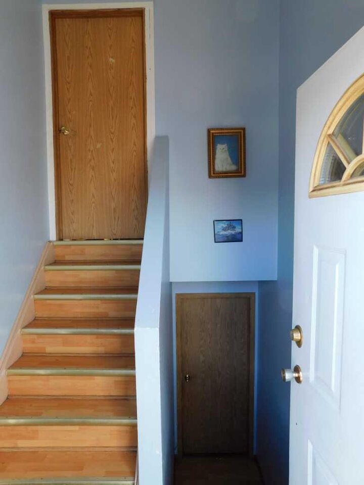 Property Photo:  165 Upland Boulevard  AB T1R 0R1 