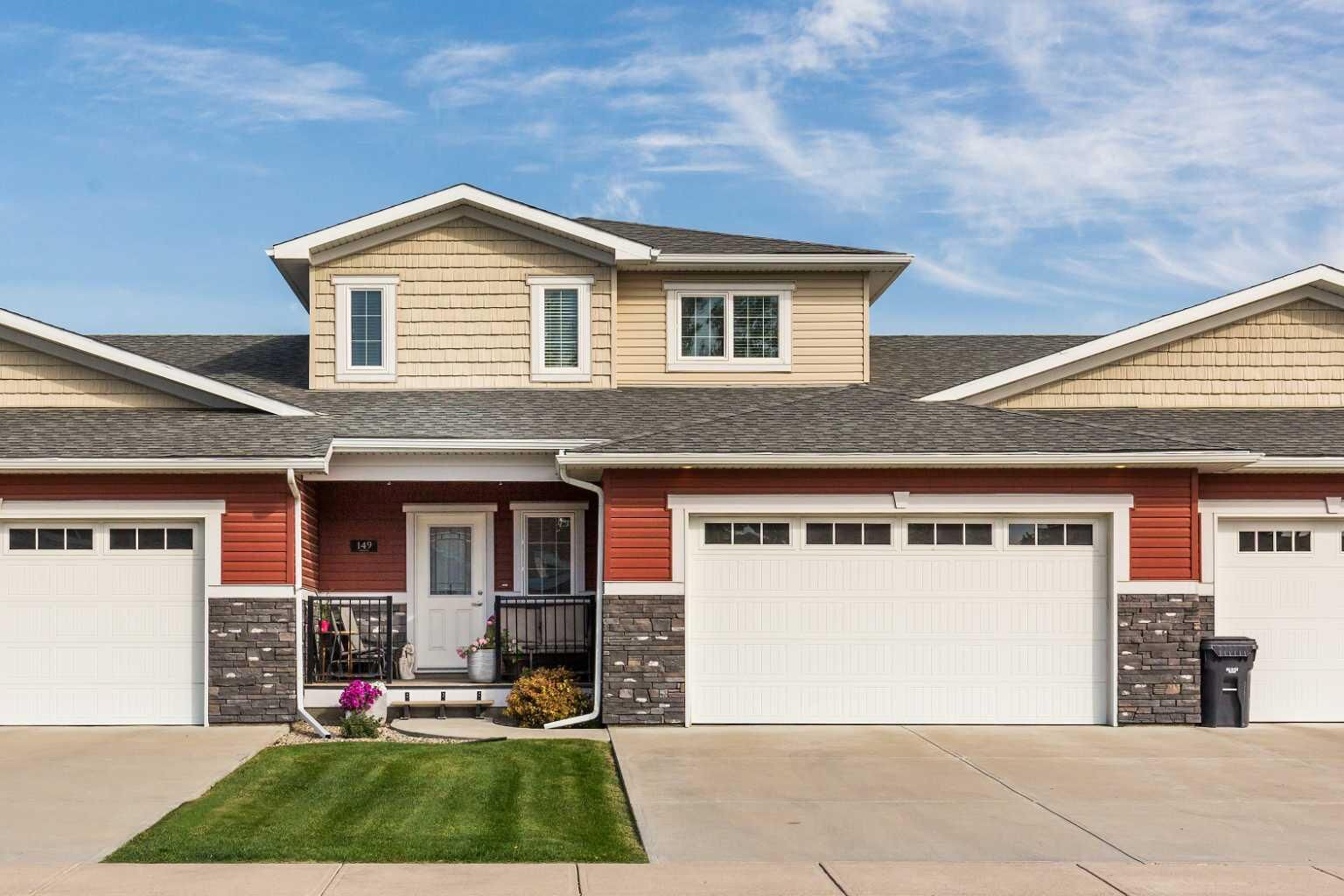 Property Photo:  149 Fairmont Boulevard S  AB T1K 7E8 