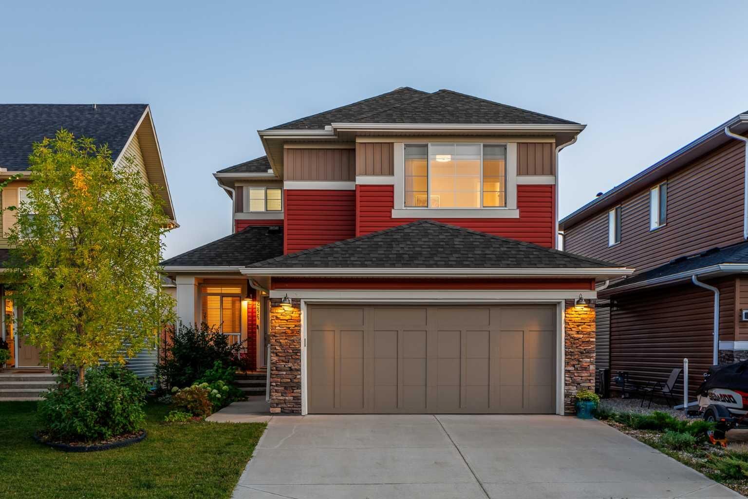 Property Photo:  286 Baywater Way SW  AB T4B 3V6 