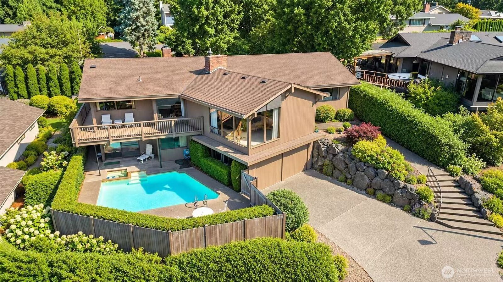 Property Photo:  5802  111th Avenue SE  WA 98006 