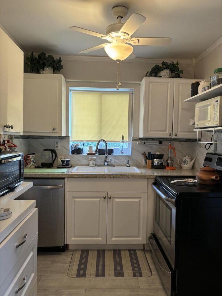 Property Photo: 326 Andover M FL 33417