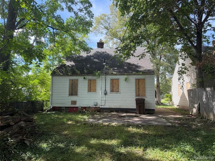 Property Photo: 4173 Moore Street MI 48141