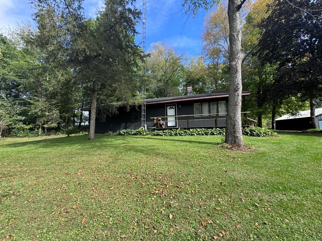Property Photo:  9540 Crawford Road  MI 49274 