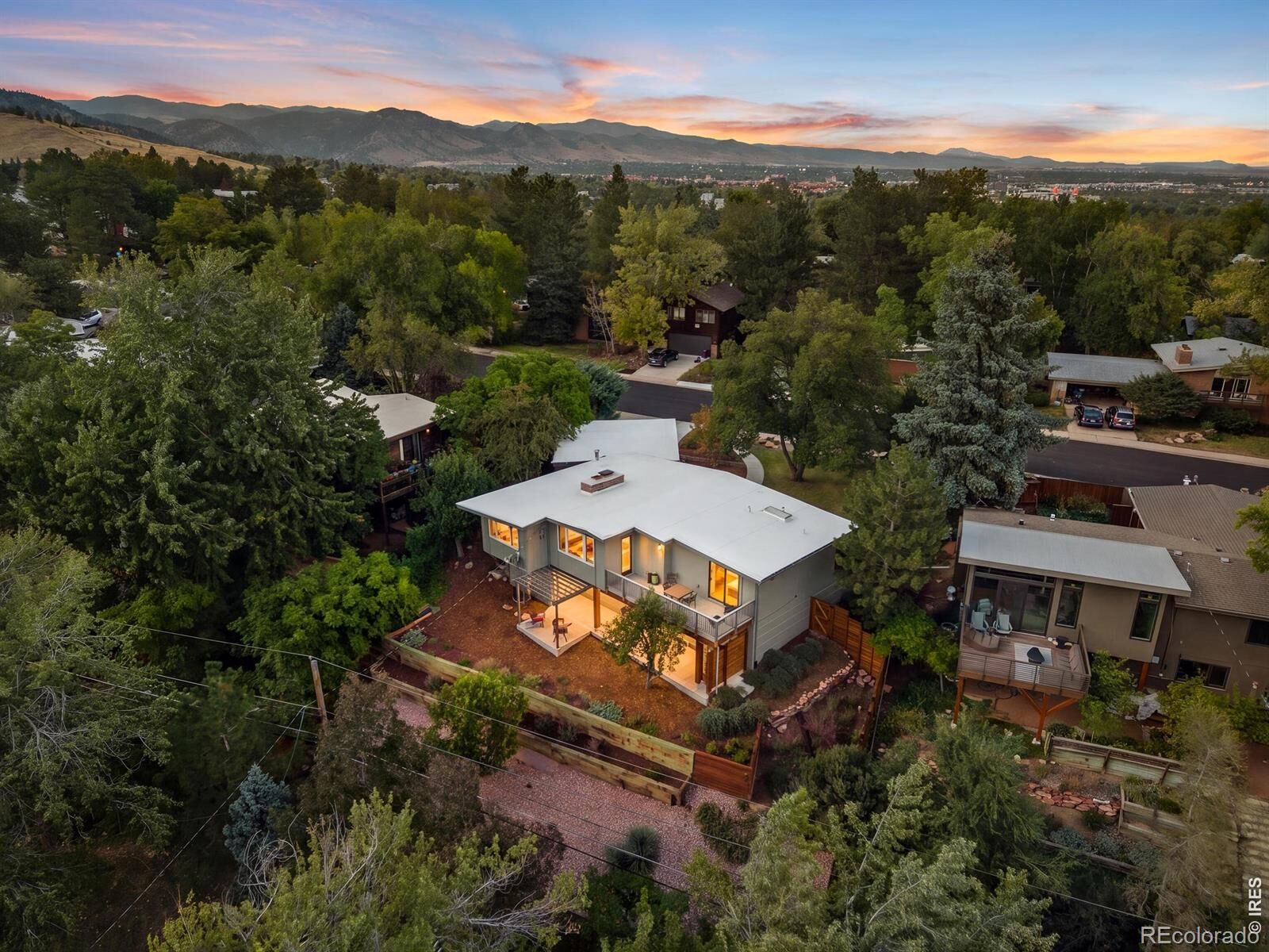 Property Photo:  2750 Vassar Drive  CO 80305 