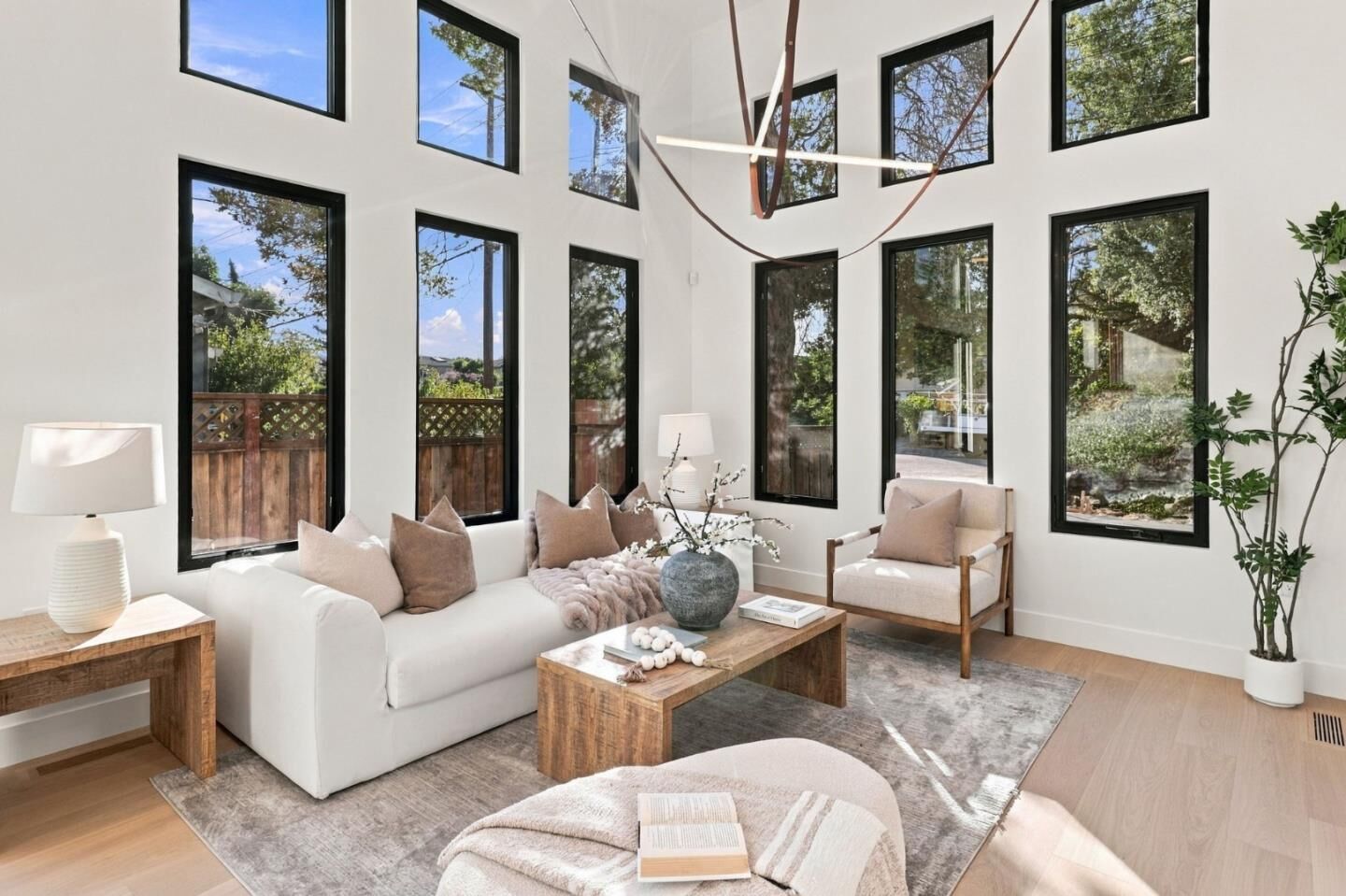 Property Photo:  548 6th Avenue  CA 94025 