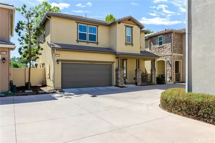 Property Photo:  28475 Sunflower  CA 92346 