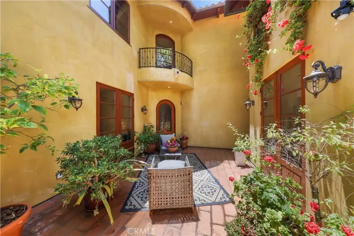 Property Photo:  12226 Paisley Lane  CA 90049 