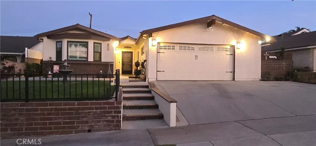 Property Photo: 9918 Du Page CA 90605
