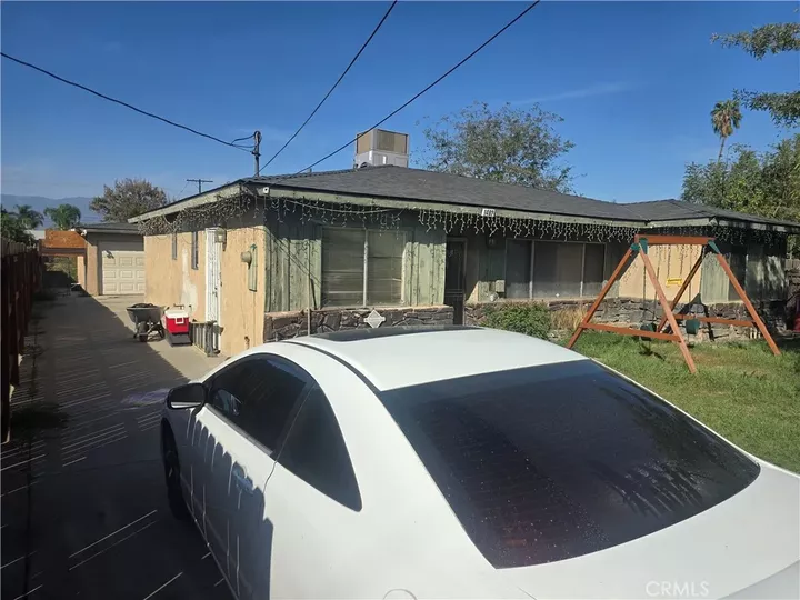Property Photo:  1482 E Davidson  CA 92408 