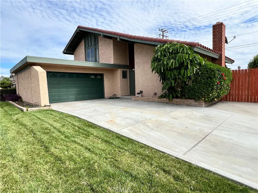 Property Photo:  17822 Harvest  CA 90703 