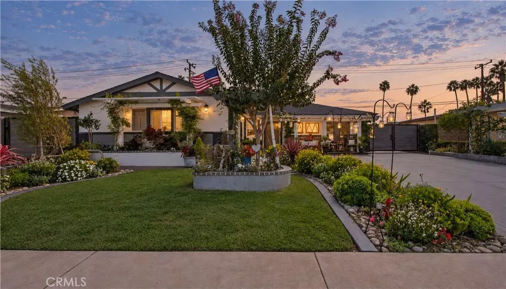 Property Photo: 8172 Kiner CA 92646