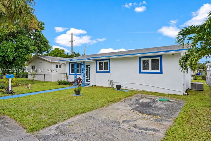 Property Photo:  1409 NE 152nd St  FL 33162 