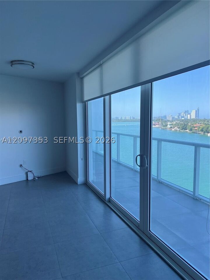 Property Photo: 9821 E Bay Harbor Dr 805 FL 33154