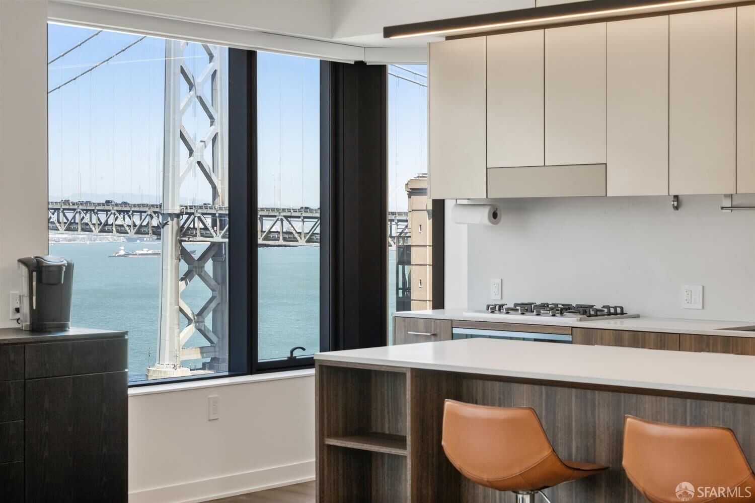 Property Photo:  280 Spear Street 16G  CA 94105 