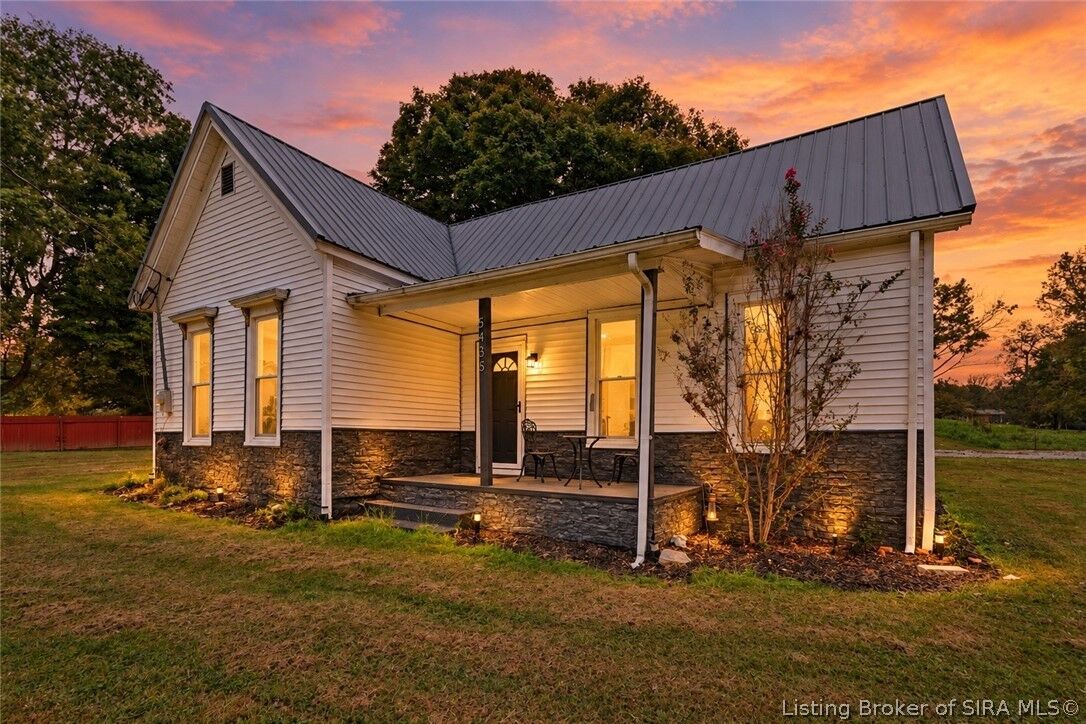 Property Photo:  5435 N Highway 11 SE  IN 47117 
