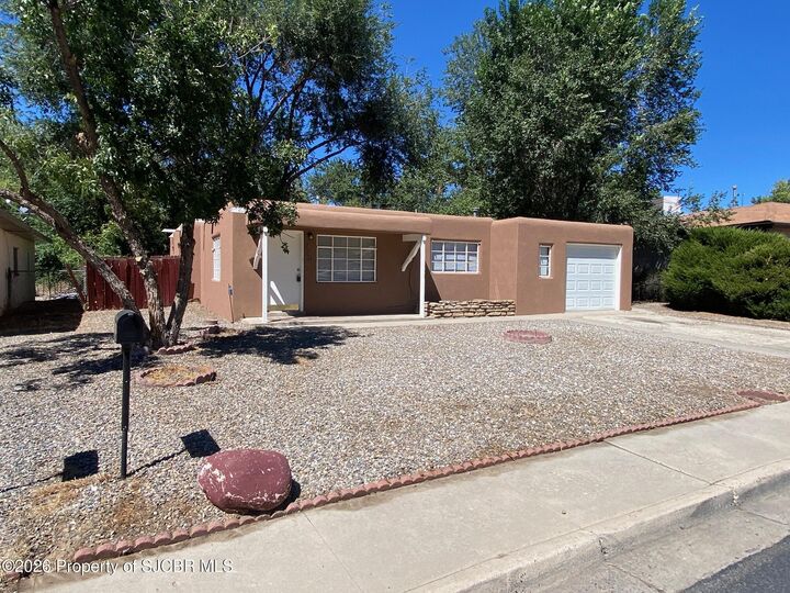 Property Photo: 726 El Paso Drive NM 87401