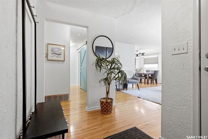 Property Photo:  11 Dolphin Bay  SK S4S 3J7 