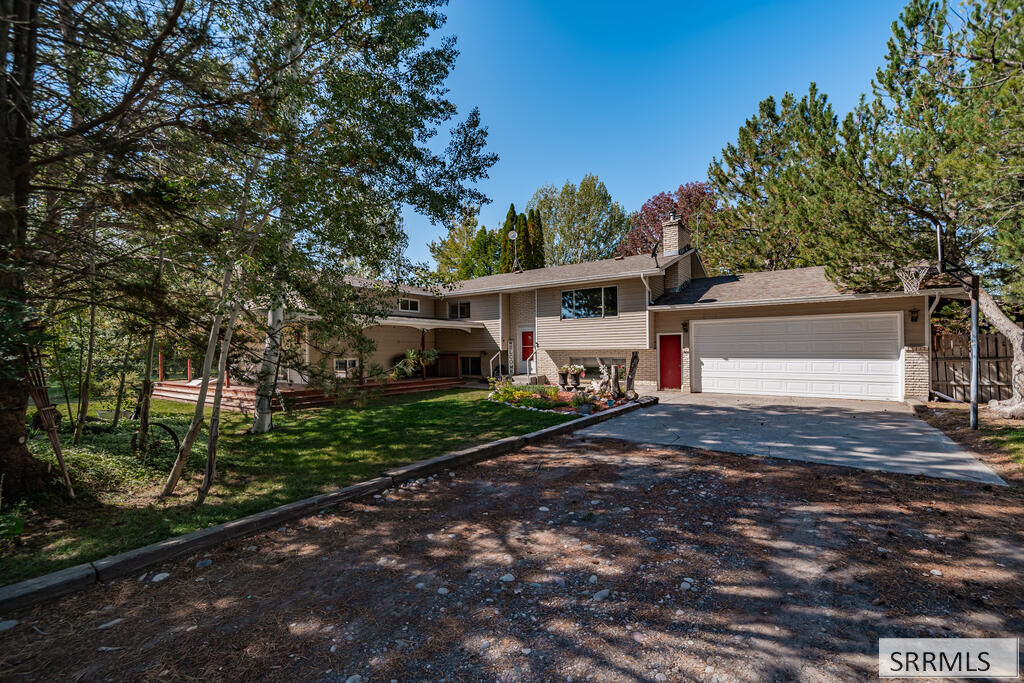 Property Photo: 561 E 1200 N ID 83274