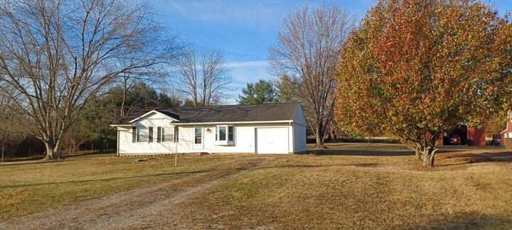Property Photo:  9917 Co. Rd. 550  OH 45601 