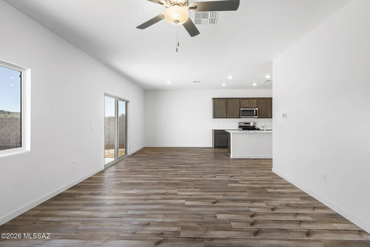 Property Photo:  22037 E Beacon Point Drive  AZ 85145 