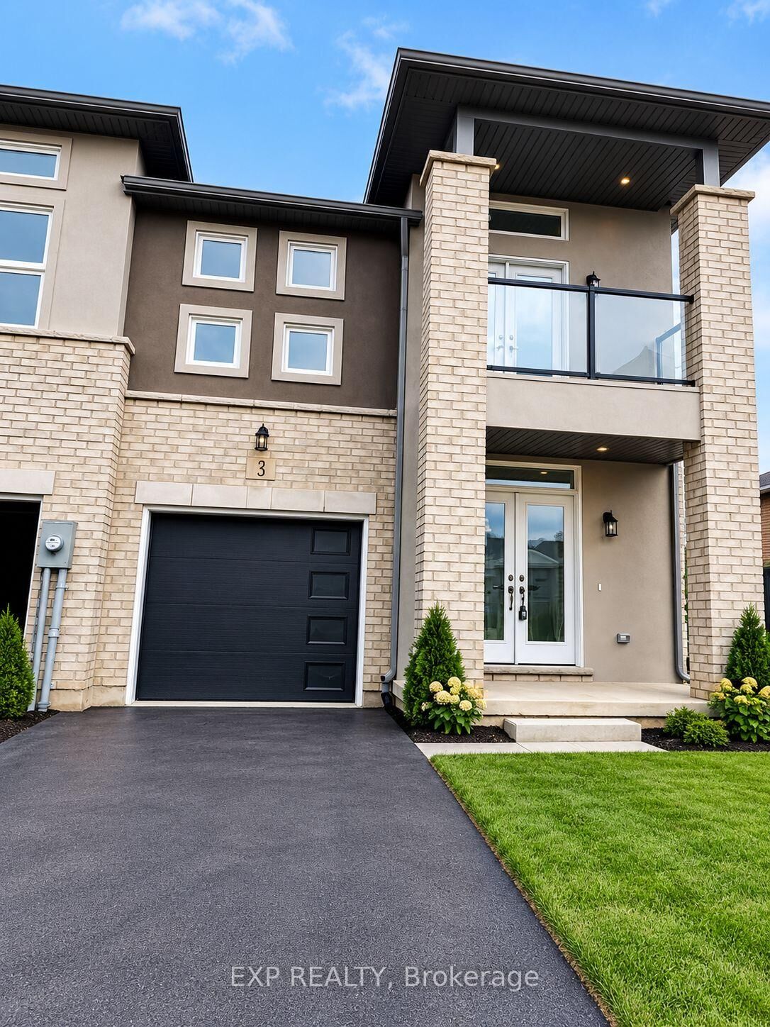 Property Photo:  3 Mann Trail 49  ON L3C 0K2 